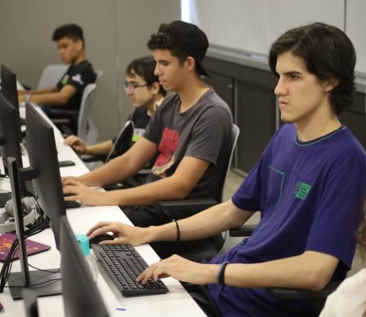 Governo de Mato Grosso do Sul abre portas e transforma vidas com qualificação profissional e emprego