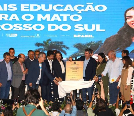 Governo de MS reforça compromisso com a educação e destaca avanço do Estado na alfabetização