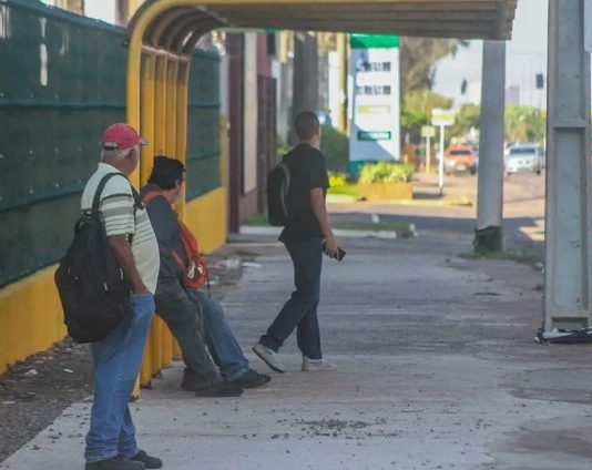 Paralisação dos ônibus fortalece Consórcio Guaicurus em disputa com Prefeitura