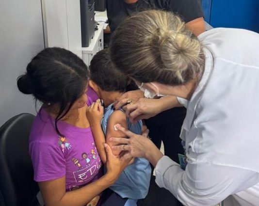 MS inicia campanha de multivacinação com foco na atualização da caderneta de crianças e adolescentes