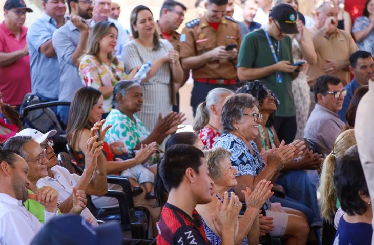 Entregas-Douradina-Foto-Alvaro-Rezende-Secom-Capa.jpeg-730x480