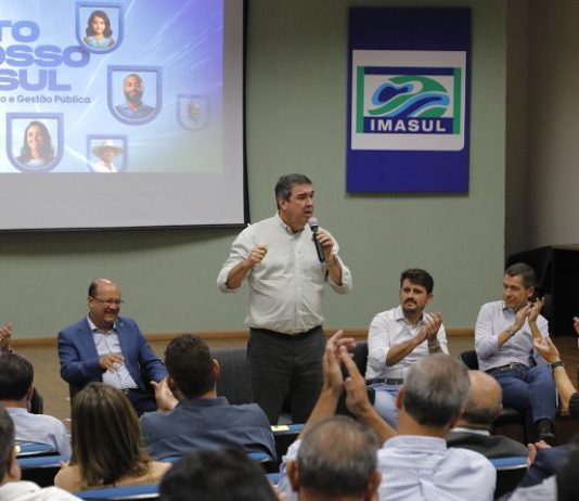 MUNICIPALISMO: Riedel e prefeitos alinham prioridades e projetos do programa MS Ativo