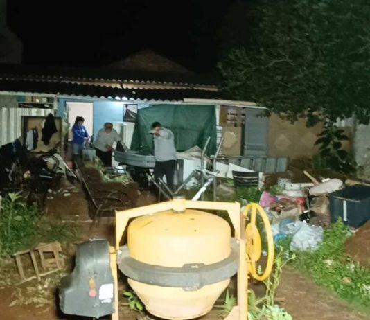 Ex-guarda municipal é assassinada com mais de 20 facadas na frente do filho