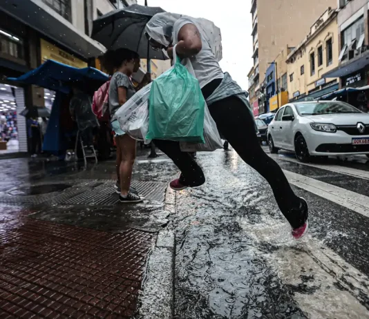 TEMPESTADES: Defesa Civil alerta para fortes temporais amanhã em São Paulo