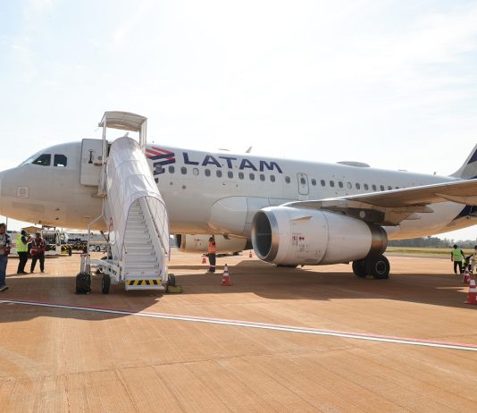 Com 11.849 passagens vendidas em 4 meses, Latam confirma voos diários em abril