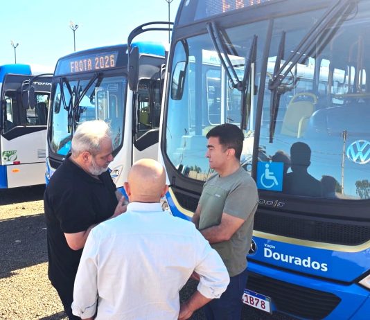 Transporte público de Dourados recebe 4 novos ônibus e amplia conforto aos usuários