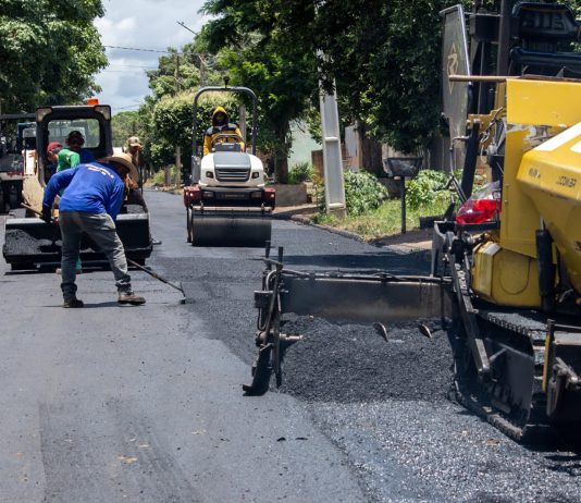 NAVIRAÍ avança no recapeamento e abre frentes de trabalho de 2026