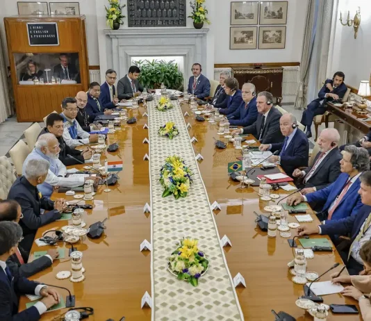 Brasil e Índia assinam acordo sobre terras raras e minerais críticos