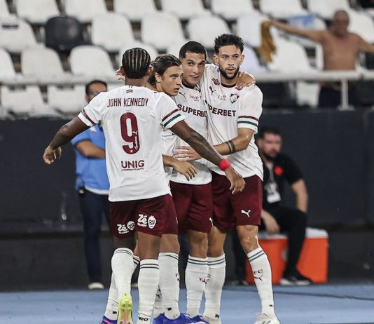 Flu derrota Vasco e entra em vantagem por vaga na final do Carioca