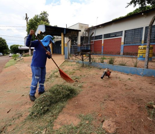 DOURADOS: Prefeitura inicia limpeza de escolas e Centros de Educação Infantil para abrir ano letivo