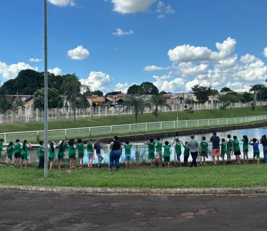 NAVIRAÍ: Ação Educativa Comemora o Dia Mundial da Água
