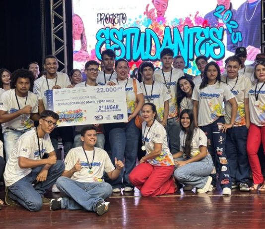 Inscrições abertas: Estudantes no Controle 2026 amplia alcance com 180 vagas e R$ 360 mil em premiações