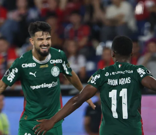 Palmeira entra de “salto alto” e só empata com o Cerro Porteño