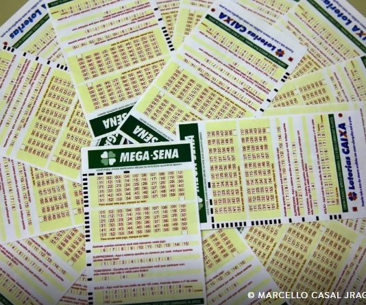 Mega-Sena sorteia prêmio estimado em R$ 100 milhões neste sábado