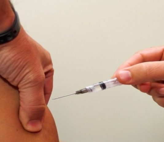 DOURADOS e ITAPORÃ: prevendo 46,5 mil doses, SES articula vacinação contra chikungunya