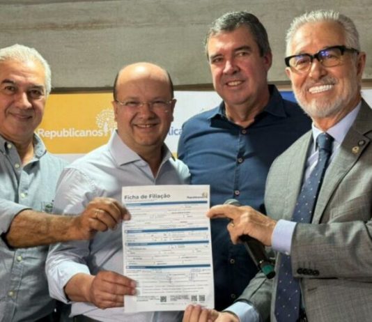 No Republicanos, Barbosinha reforça o partido e projeto de reeleição de Riedel