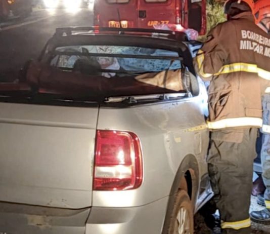 TRAGÉDIA: douradense morre em colisão entre picape e carreta na MS-276