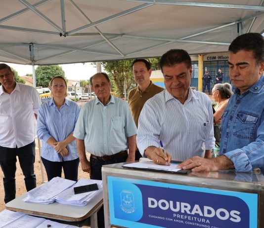 DOURADOS inicia recapeamento de 3 quilômetros nas ruas Clóvis Cerzósimo de Souza e Iguassu