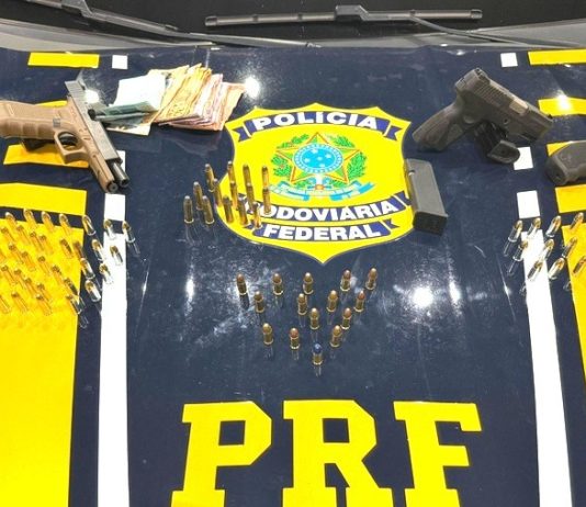 Trio armado que seguia para Minas roubar camioneta é preso pela PRF