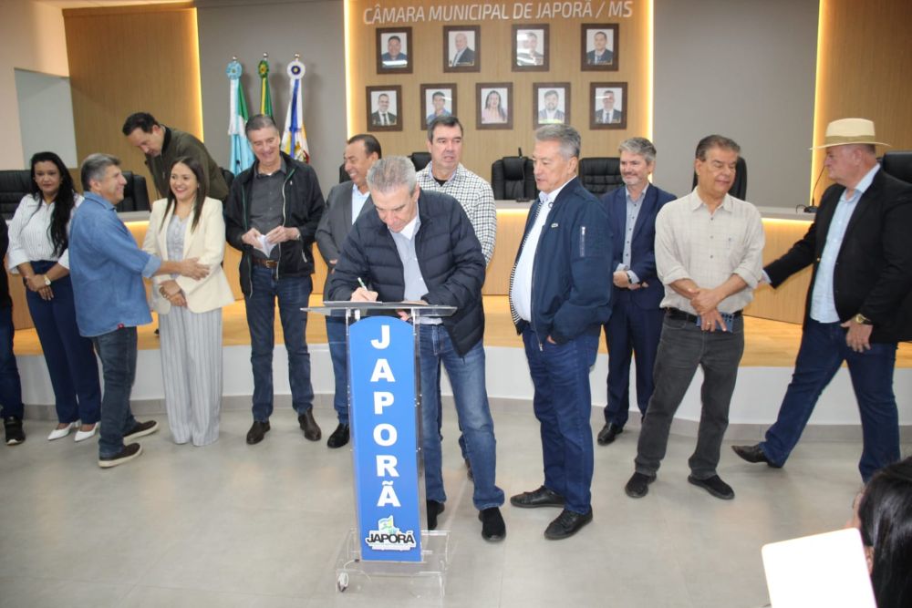 Eduardo Riedel e lideranças políticas anunciam obras para Japorã e para o distrito de Jacareí
