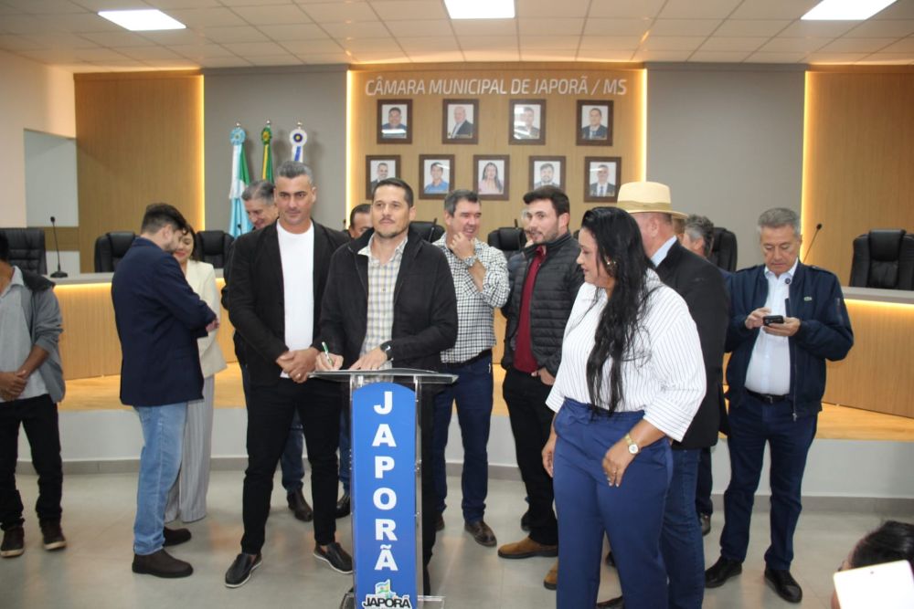 Eduardo Riedel e lideranças políticas anunciam obras para Japorã e para o distrito de Jacareí