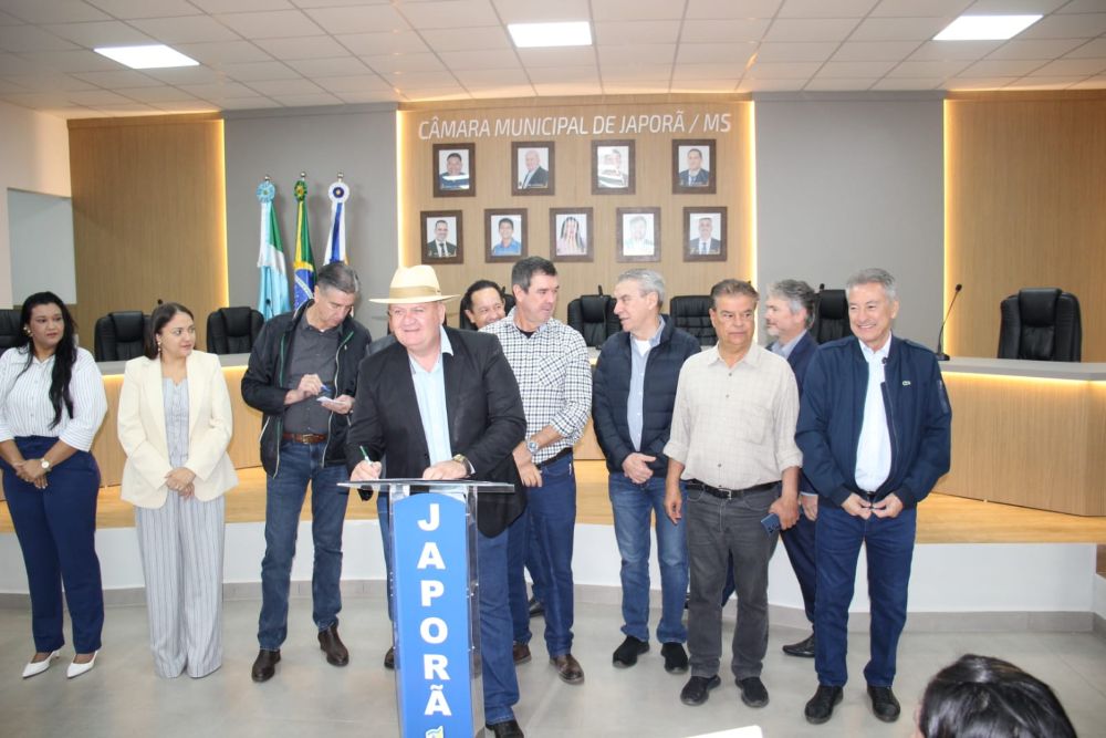 Eduardo Riedel e lideranças políticas anunciam obras para Japorã e para o distrito de Jacareí