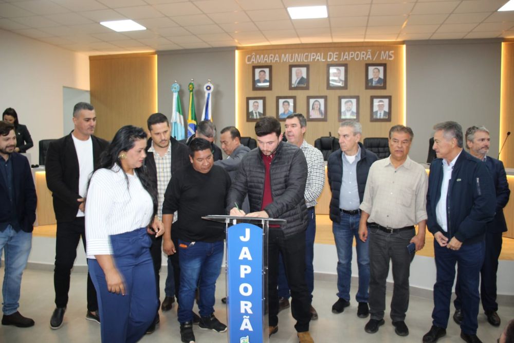 Eduardo Riedel e lideranças políticas anunciam obras para Japorã e para o distrito de Jacareí