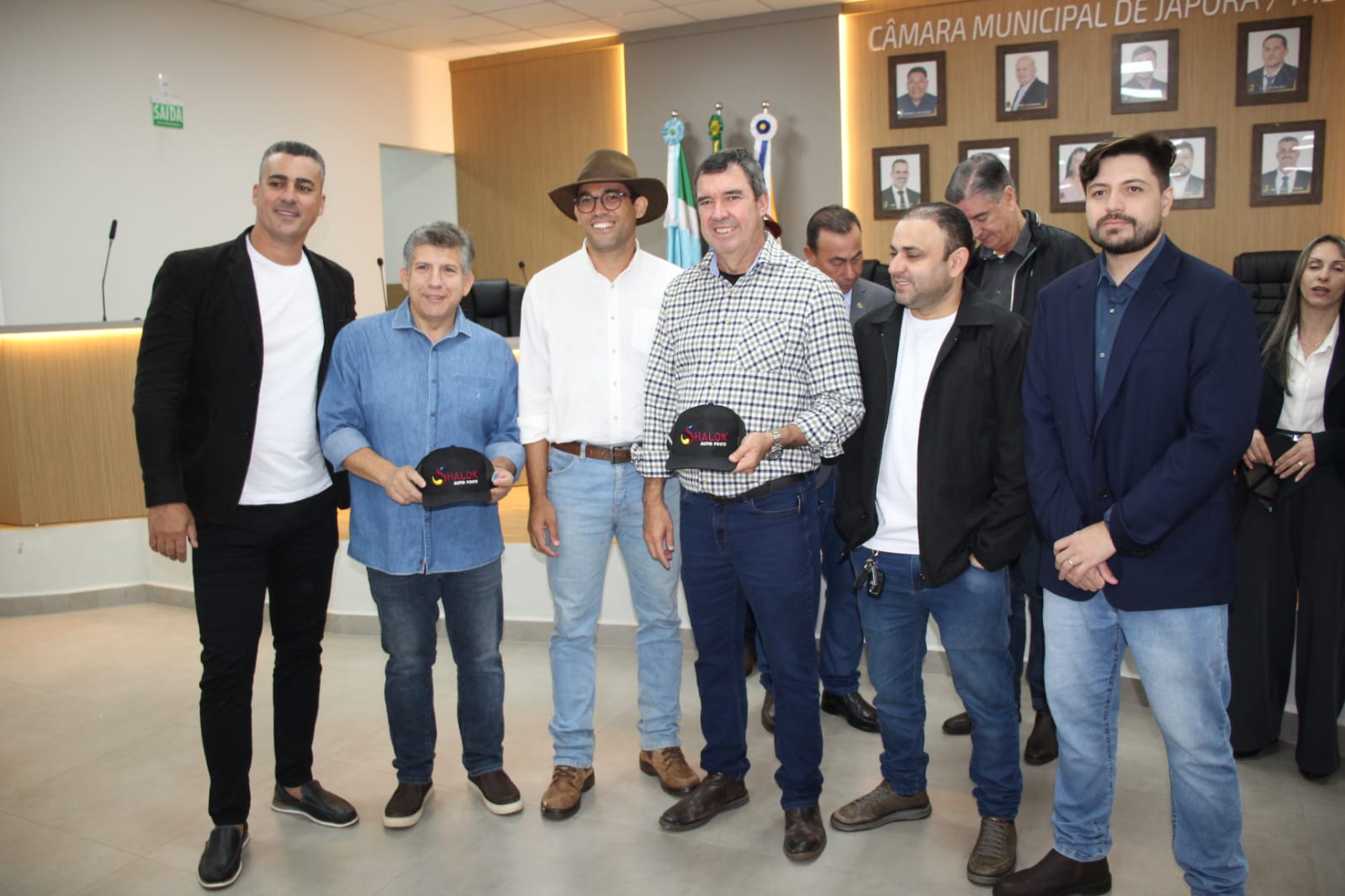 Eduardo Riedel e lideranças políticas anunciam obras para Japorã e para o distrito de Jacareí