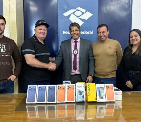 Câmara de Japorã recebe doação de equipamentos da Receita Federal com apoio do Executivo