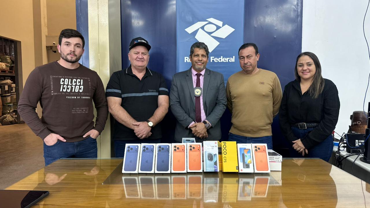 Câmara de Japorã recebe doação de equipamentos da Receita Federal com apoio do Executivo