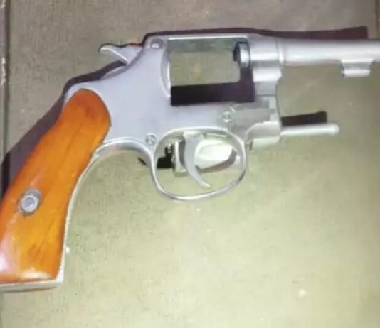 Homem morre após confronto com policiais durante abordagem