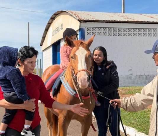 NAVIRAÍ inicia avaliações para implantação do Projeto de Equoterapia