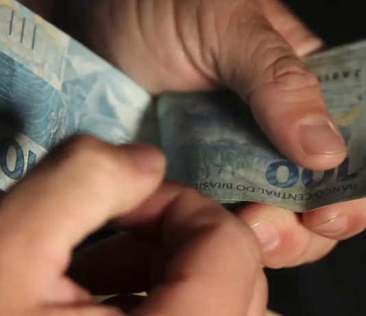 Desenrola Brasil: saiba como usar FGTS para pagar dívidas em atraso