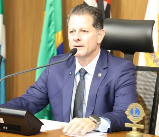 Proposta de Renato Câmara prevê pelotão de drones na Polícia Militar Agência ALEMS: https://al.ms.gov.br/Deputado/Noticias/145373/proposta-de-renato-camara-preve-pelotao-de-drones-na-policia-militar