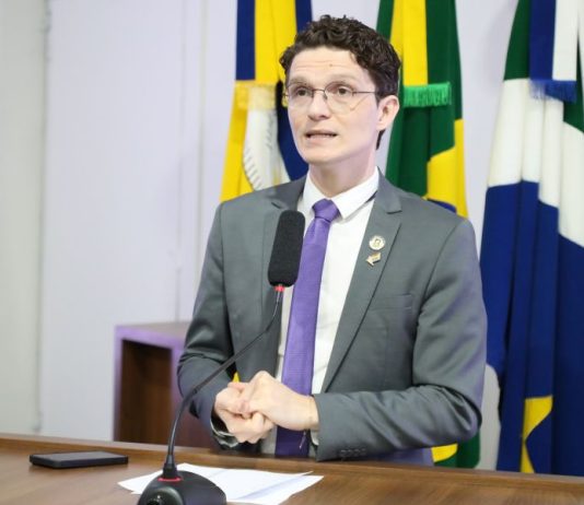 Franklin promove audiência pública para construir plano municipal à população imigrante