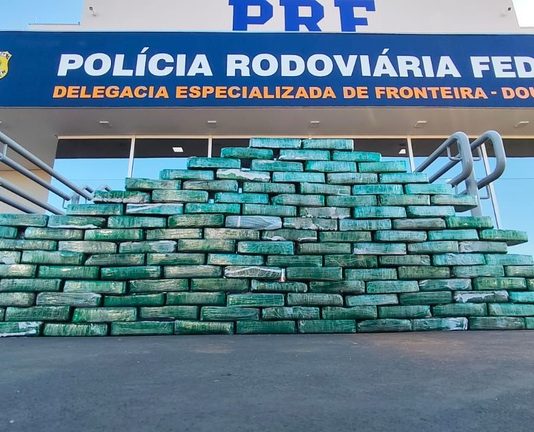 PRF apreende 309 Kg de cocaína em Dourados (MS)