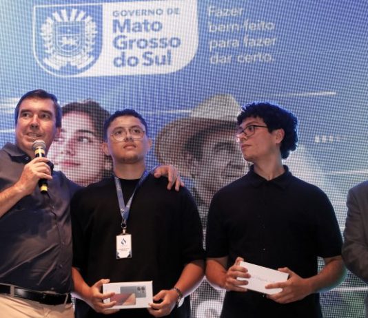 Em parceria inédita com Google, Governo de MS vai oferecer inteligência artificial nas escolas e criar CEP Rural