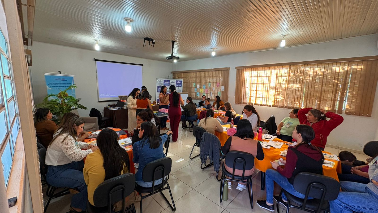 Japorã avança na Educação Infantil com formação continuada dos profissionais da REME