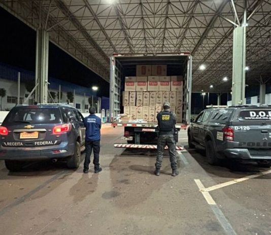 Mais de 22 mil pacotes de cigarros contrabandeados são apreendidos em depósito clandestino