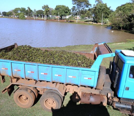 DOURADOS: Prefeitura conclui limpeza do lago do Antenor Martins e inicia força-tarefa no Rego D’Água