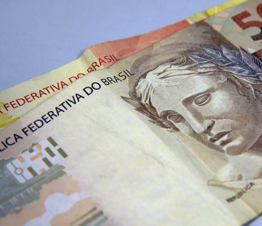 Beneficiários com NIS de final 7 recebem Bolsa Família de julho