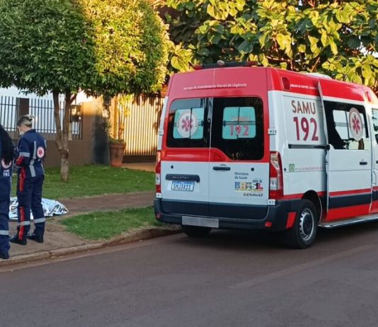 Família acorda e encontra homem morto na calçada de casa em Dourados