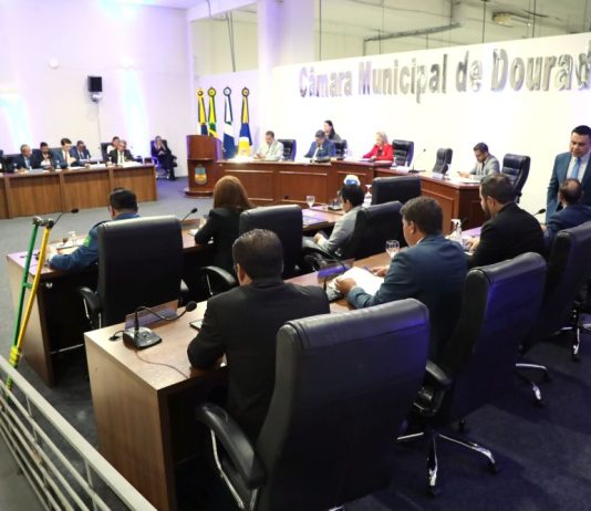 Câmara de Dourados realizará sessões pela manhã a partir de segunda-feira