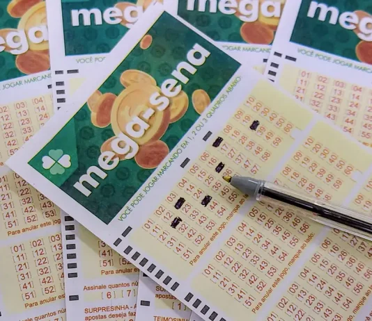 MEGA ACUMULA DE NOVO e chega a R$ 135 milhões; confira as dezenas sorteadas