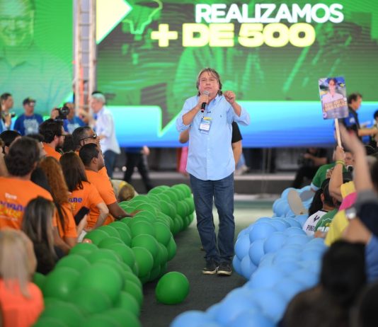 Caravina reúne lideranças de todo o Estado e mostra força política em convenção