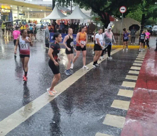 C. GRANDE: chuva causa cancelamento do desfile em comemoração aos 127 anos