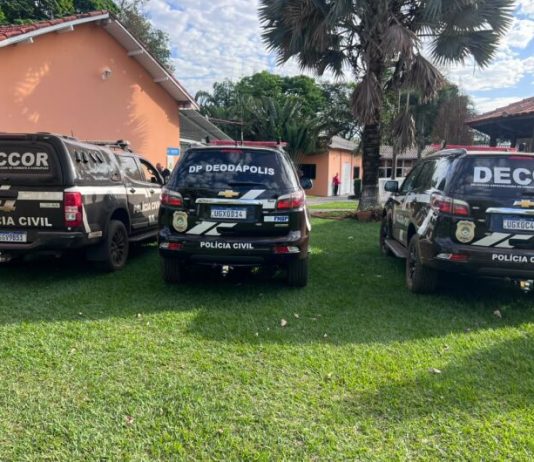 Clínicas para dependentes químicos são alvos de operação da polícia