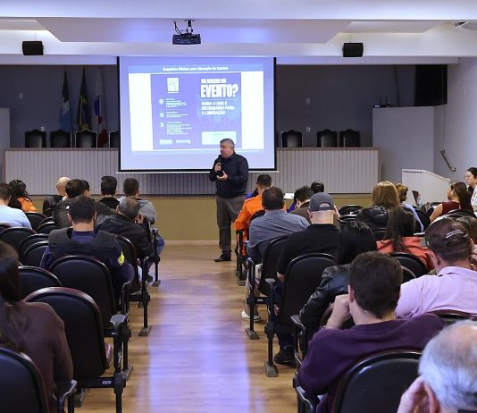 DOURADOS reúne organizadores e reforça regras para liberação de eventos