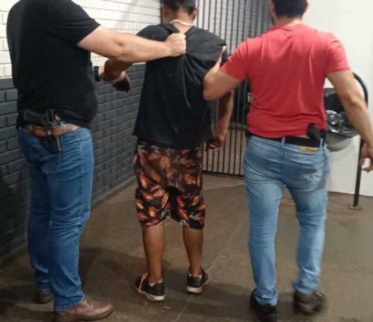 Preso por homicídio diz que matou homem após ameaça: “Antes ele do que eu”
