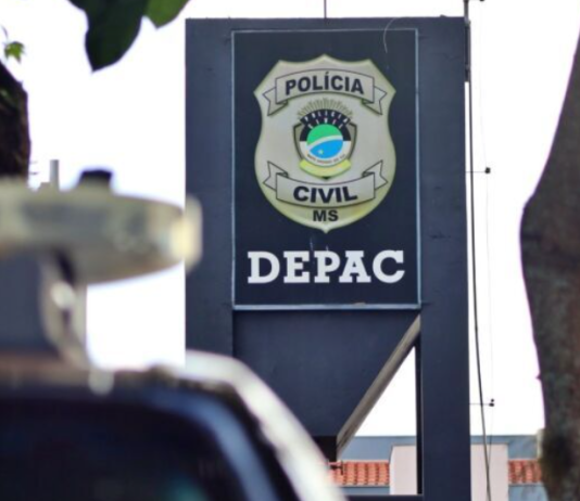 Motorista é preso após ser flagrado dirigindo em zigue-zague e com sinais de embriaguez em Dourados